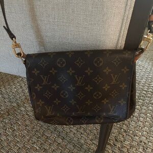 Louis Vuitton LV Monogram Musette Tango Short Shoulder Bag crossbody extra strap